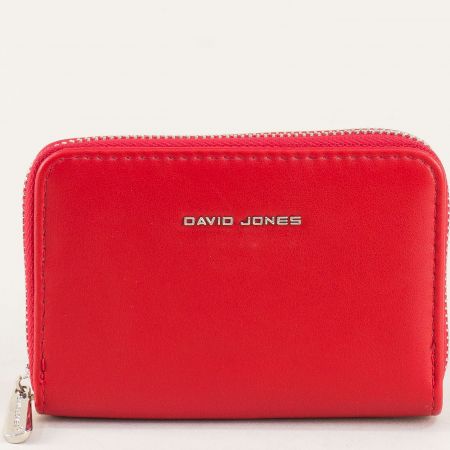 Малко дамско портмоне с цип в червено DAVID JONES p123910chv