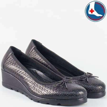 Дамски ежедневни обувки в черно от естествена кожа zk01ch
